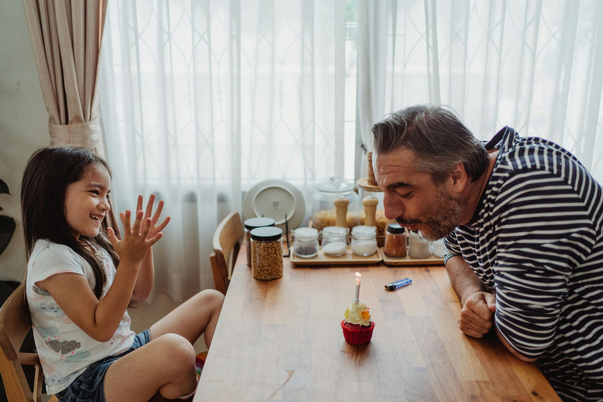 father and daughter during parenting time